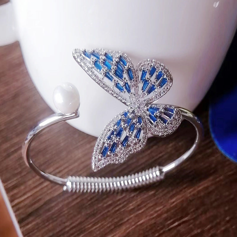 Hollowed-out Bracelet