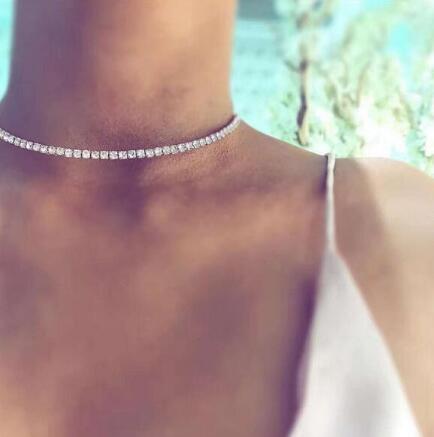 Temperament clavicle necklace