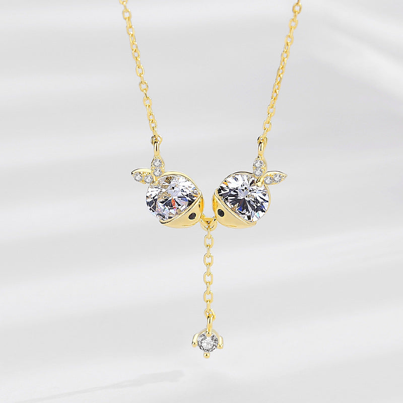 Zircon necklace